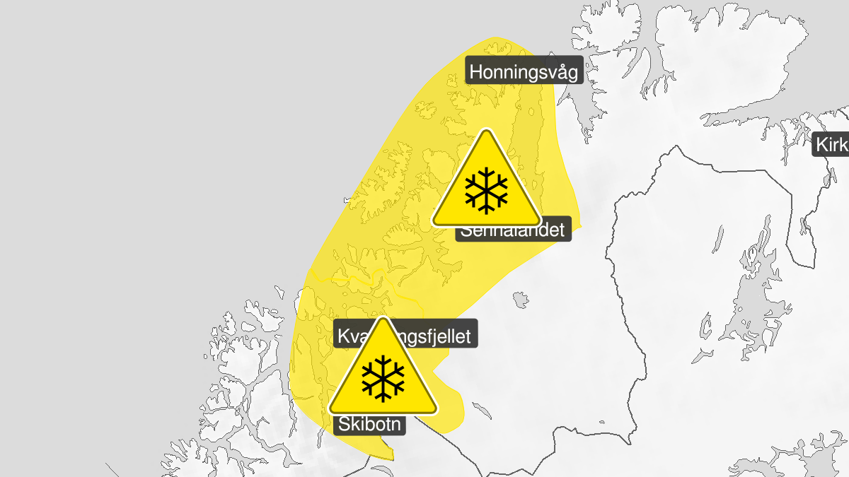 Kart over kraftig snøfokk, gult nivå, Nord-Troms og Kyst- og fjordstrøkene i Vest-Finnmark, 11 April 02:00 UTC til 11 April 23:00 UTC.