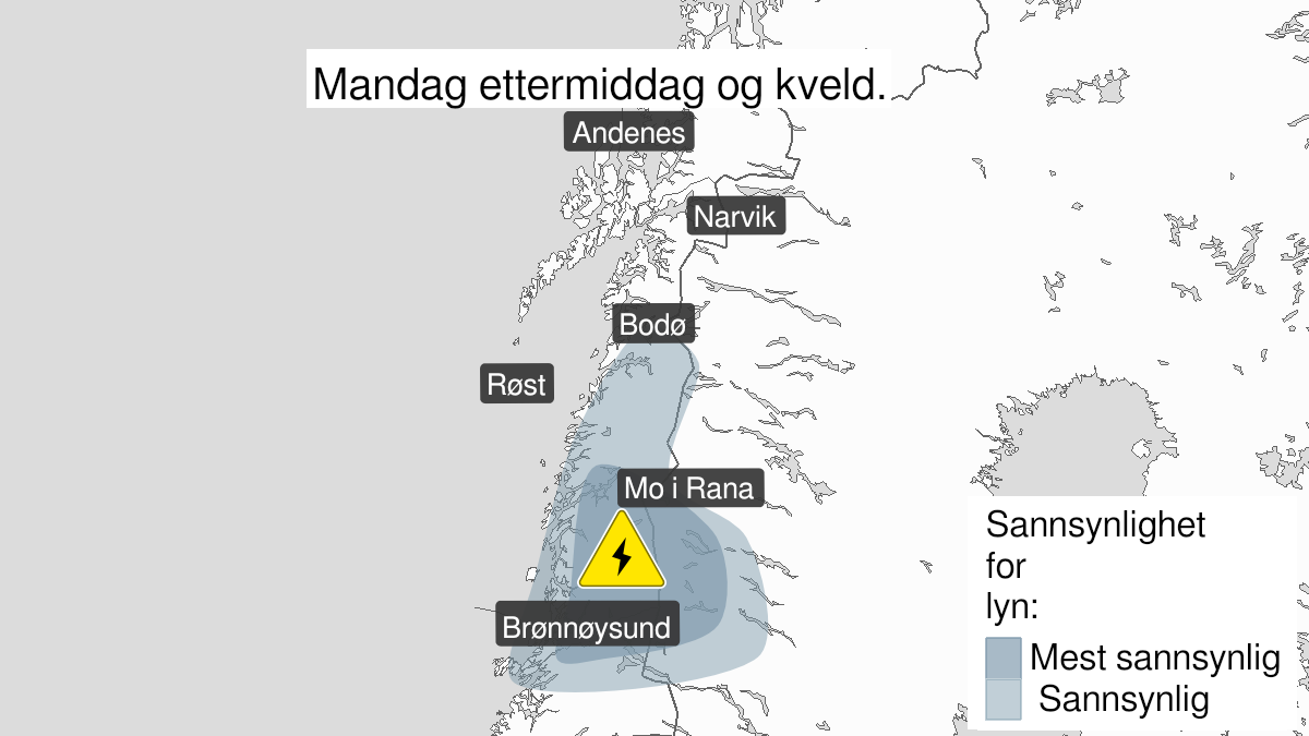 Map of frequent lightning, yellow level, Helgeland and Saltfjellet, 26 July 13:00 UTC to 27 July 00:00 UTC.