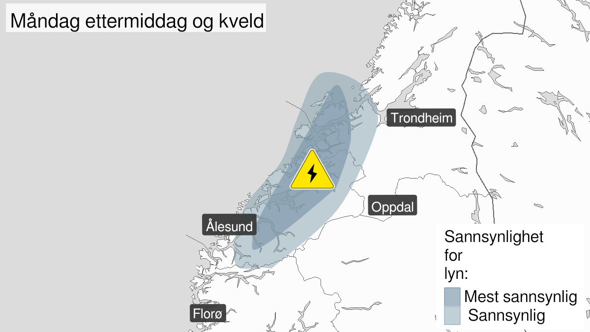 Map over Frequent lightning, yellow level, Parts of Møre and Romsdal and Trøndelag, 2024-06-17T12:00:00+00:00, 2024-06-17T19:00:00+00:00