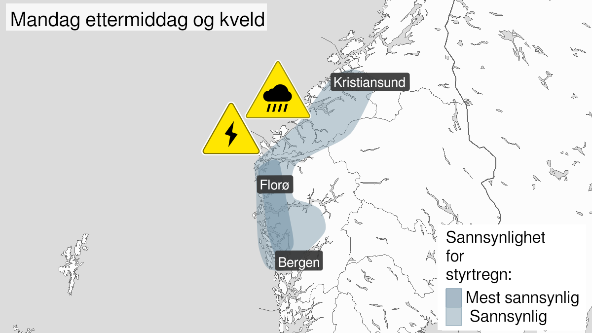 Map over Frequent lightning, yellow level, Parts of Vestland and Møre og Romsdal, 2023-07-24T13:00:00+00:00, 2023-07-24T18:00:00+00:00