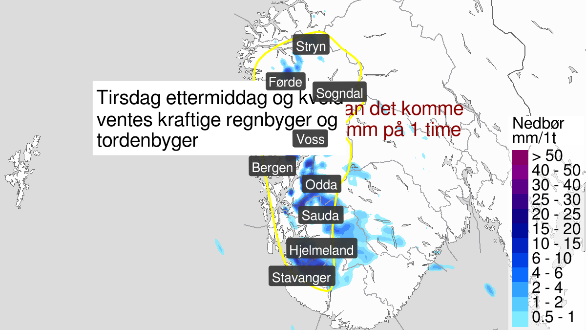 Heavy rainshowers, yellow level, Vestlandet south of Stad, 30 July 10:00 UTC to 31 July 03:00 UTC.