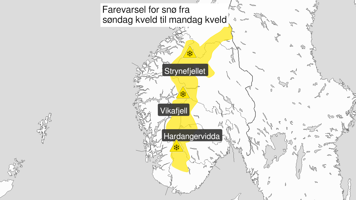 Map of snow ongoing, yellow level, Fjellet i Soer-Norge, 10 October 18:00 UTC to 12 October 06:00 UTC.