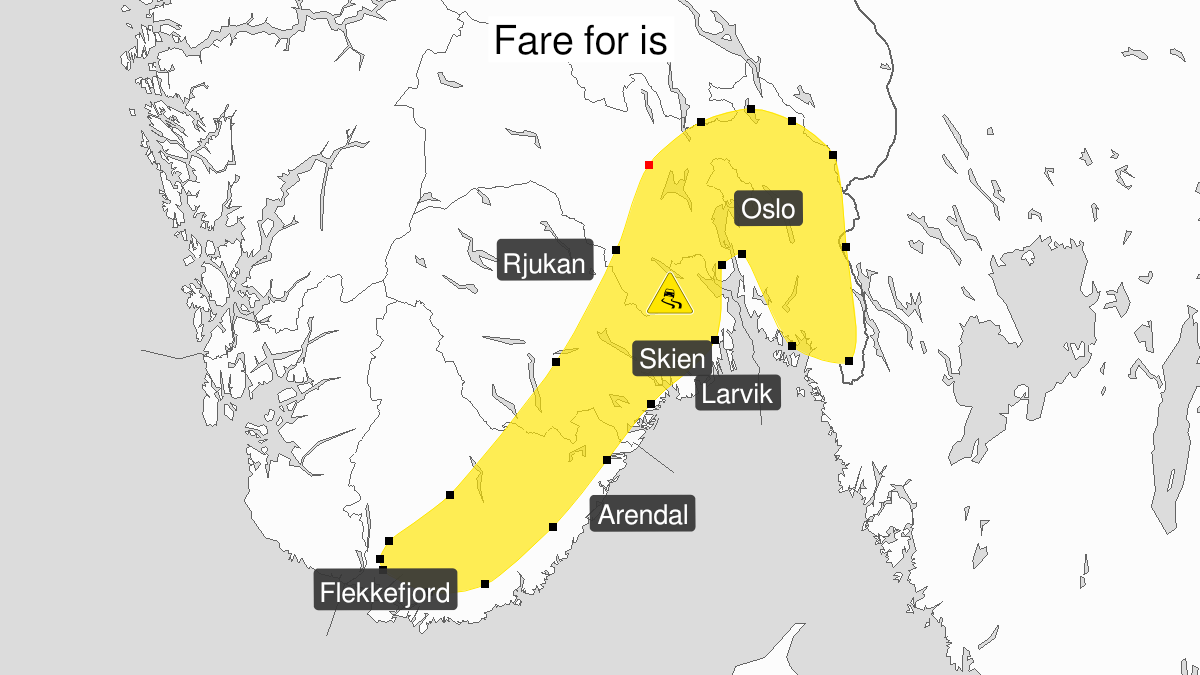 Map of ice, yellow level, Vest-Agder, Aust-Agder, Telemark, Vestfold, Oestfold, Oslo, Akershus and Buskerud, 03 February 14:00 UTC to 04 February 05:00 UTC.