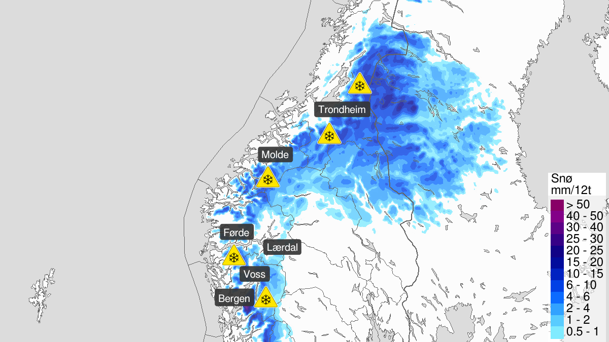 Heavy snow, yellow level, Sogn and Fjordane and Moere and Romsdal, 30 September 00:00 UTC to 01 October 20:00 UTC.